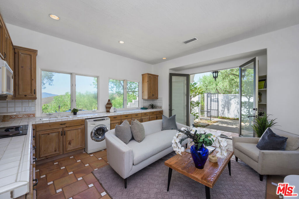 1090 Vista Ridge Lane