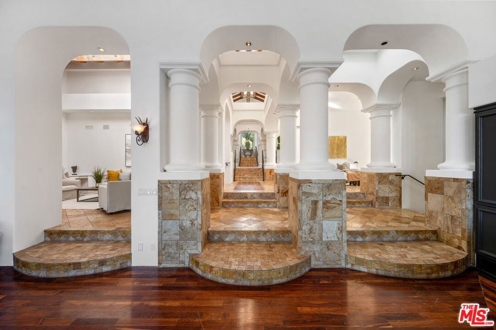 1090 Vista Ridge Lane