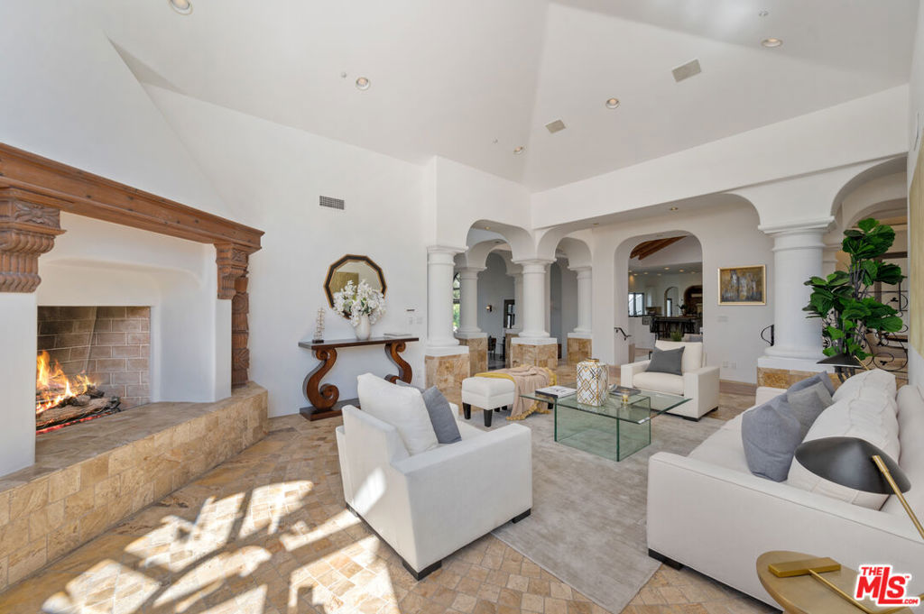 1090 Vista Ridge Lane