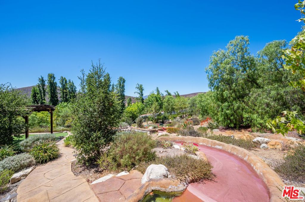 1090 Vista Ridge Lane