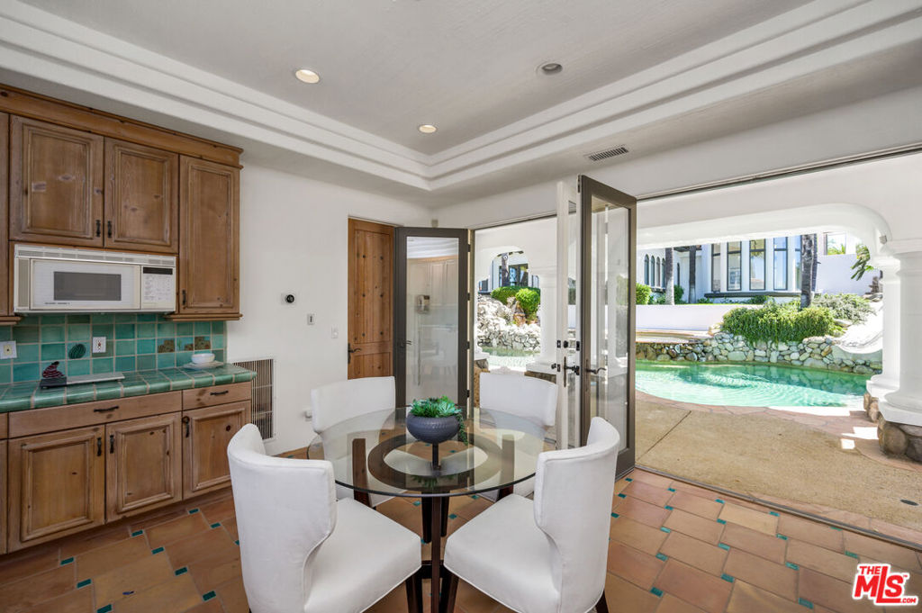 1090 Vista Ridge Lane