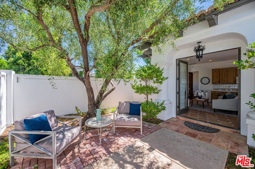 1090 Vista Ridge Lane