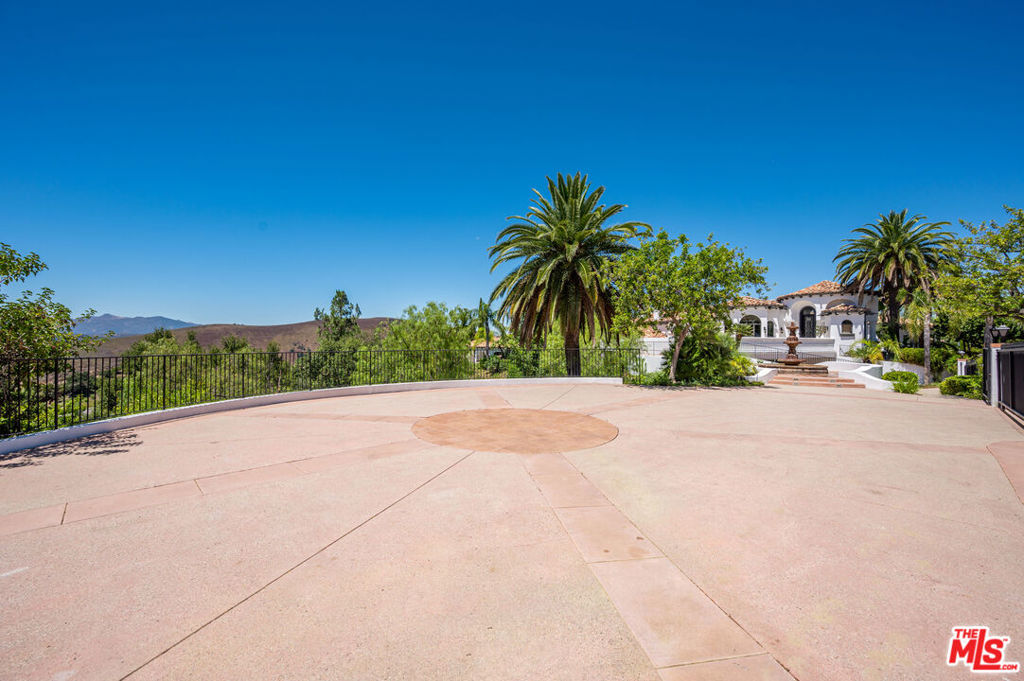 1090 Vista Ridge Lane