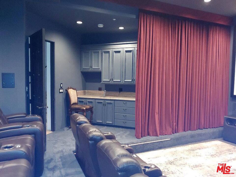 1090 Vista Ridge Lane