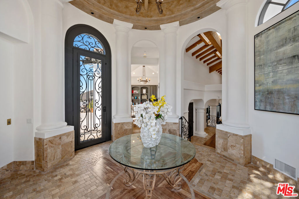 1090 Vista Ridge Lane