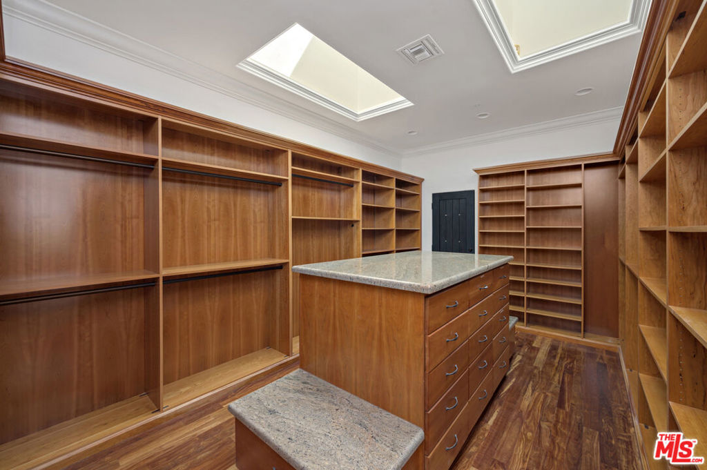 1090 Vista Ridge Lane