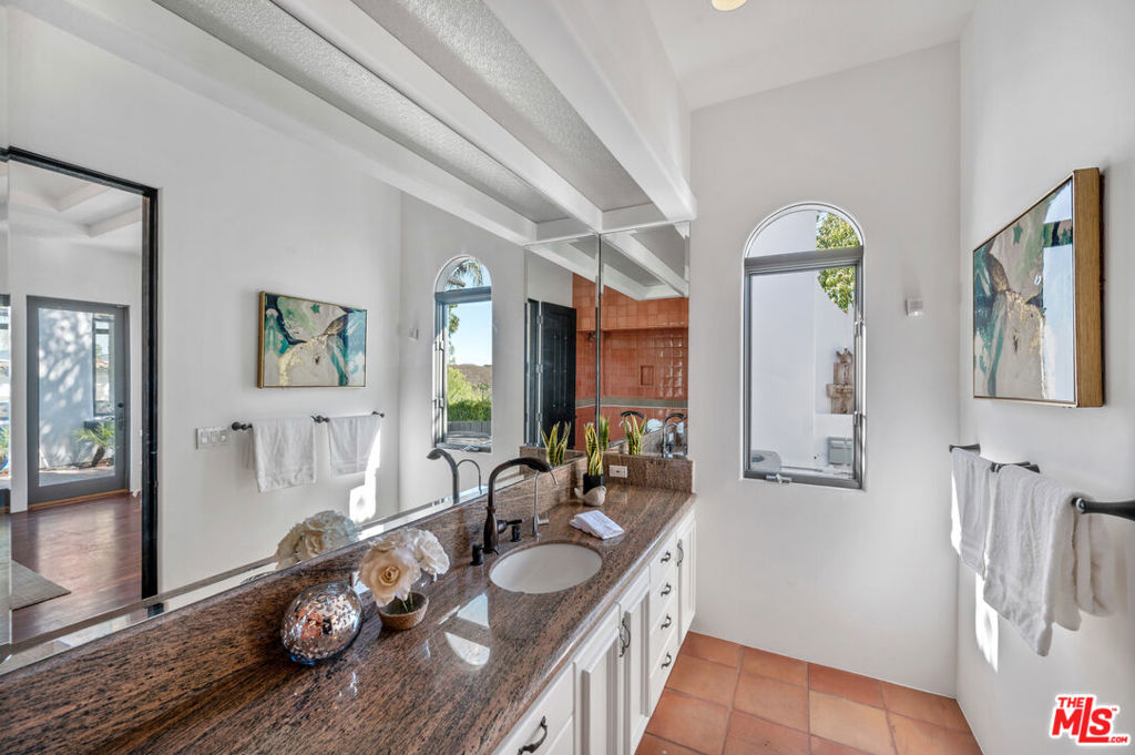 1090 Vista Ridge Lane