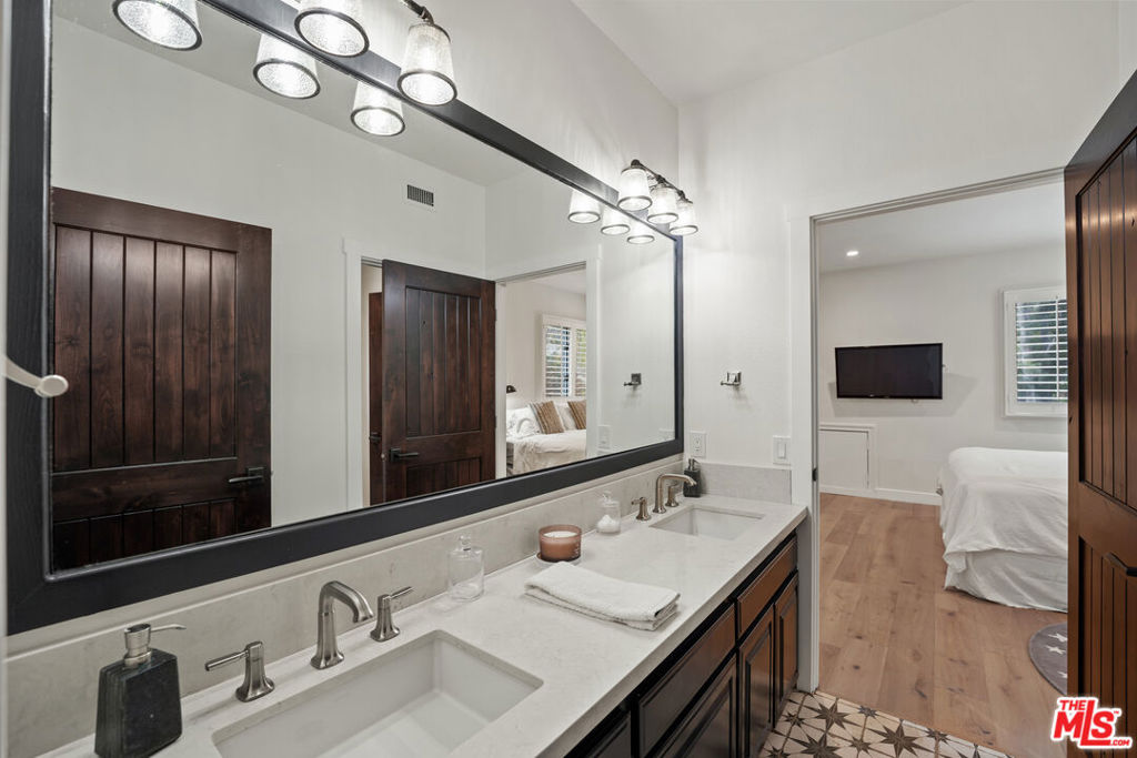 4465 Alta Tupelo Drive