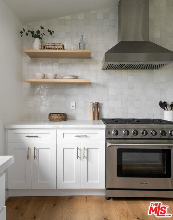 3375 Coldwater Canyon Avenue