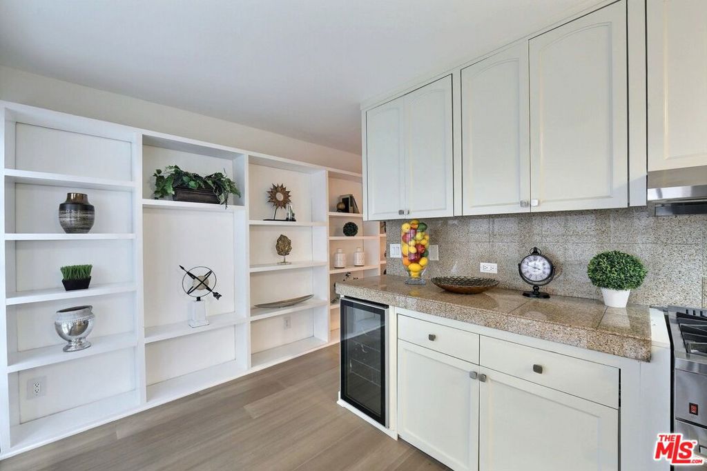 11912 Gorham Avenue 1