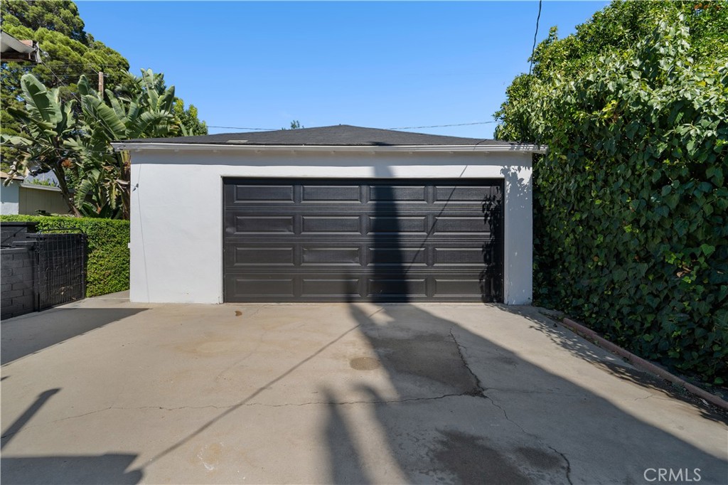 1330 N Lincoln Street