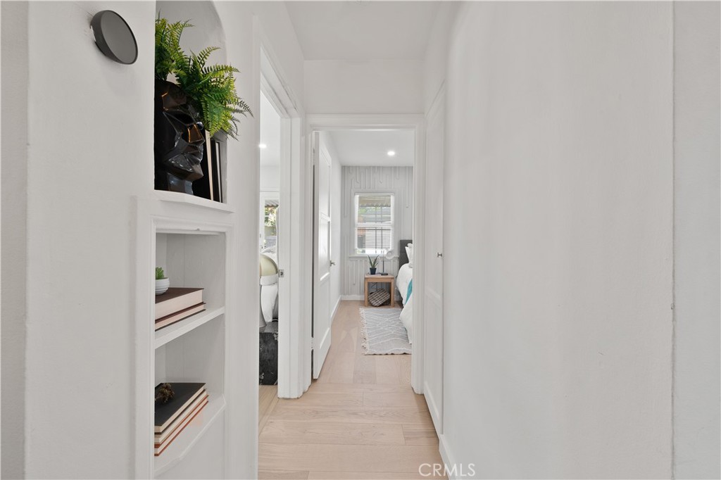 1330 N Lincoln Street