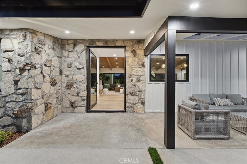 23732 Ladrillo Street