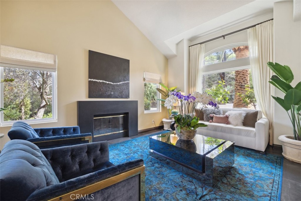 2514 Sandycreek Drive