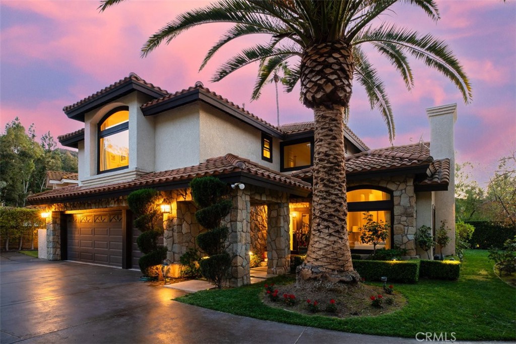 2514 Sandycreek Drive