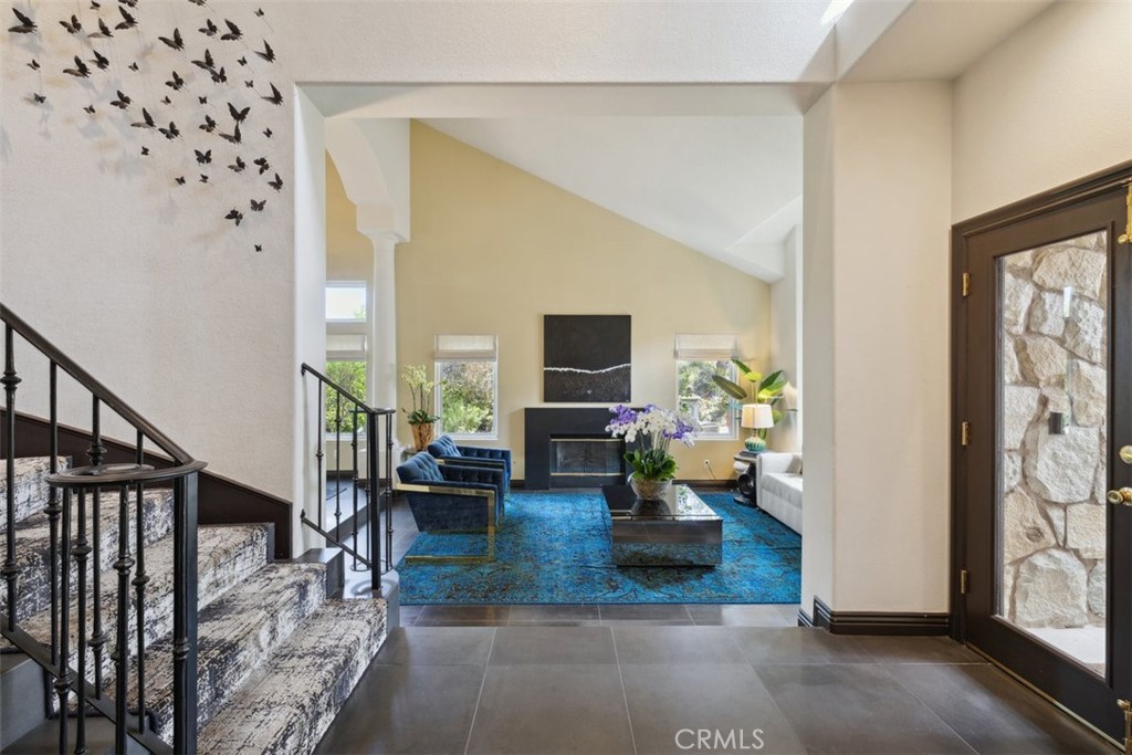 2514 Sandycreek Drive