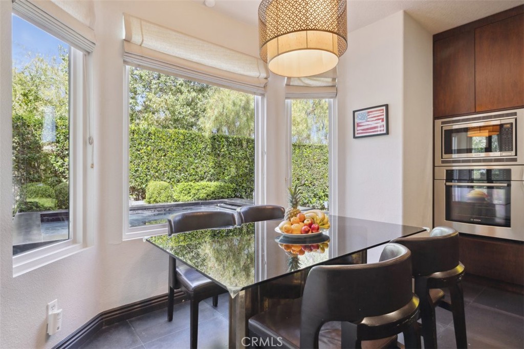 2514 Sandycreek Drive