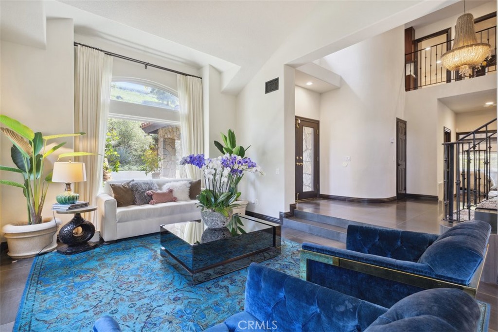 2514 Sandycreek Drive