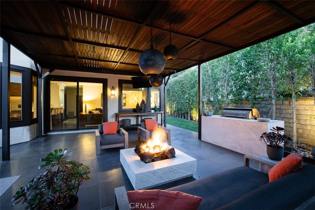 2514 Sandycreek Drive