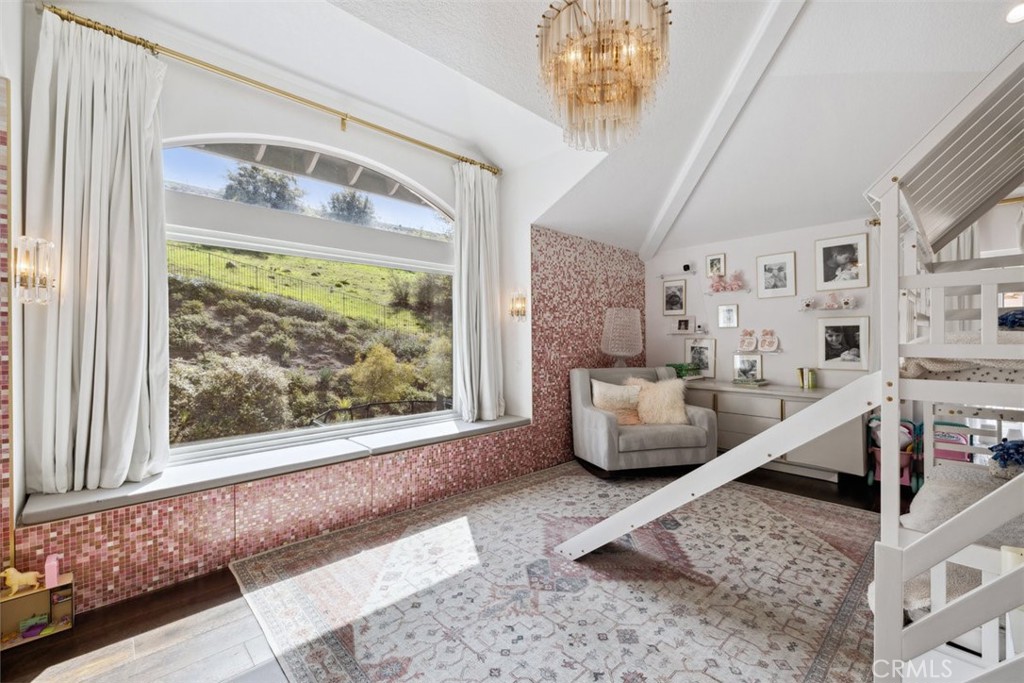 2514 Sandycreek Drive