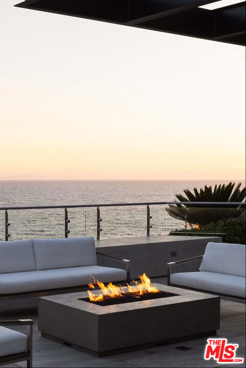 1 Lagunita Drive