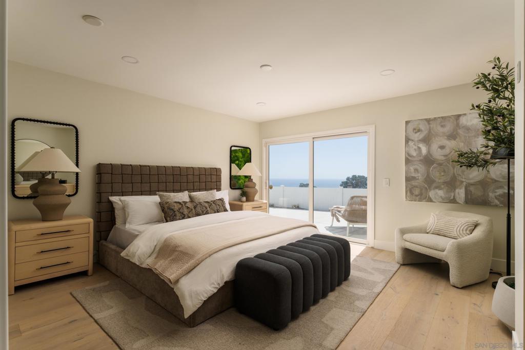2206 Place Monaco