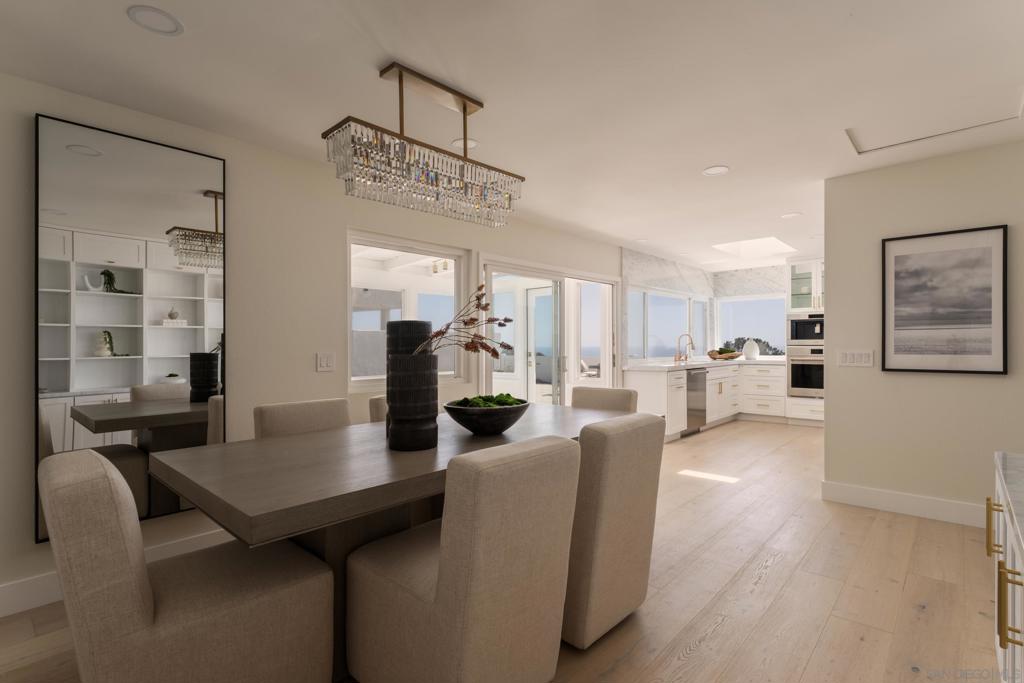 2206 Place Monaco