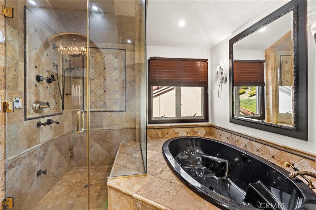 3043 Corte Portofino