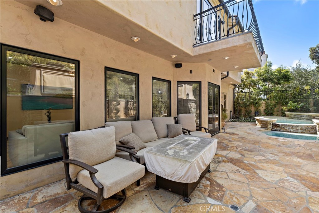 3043 Corte Portofino