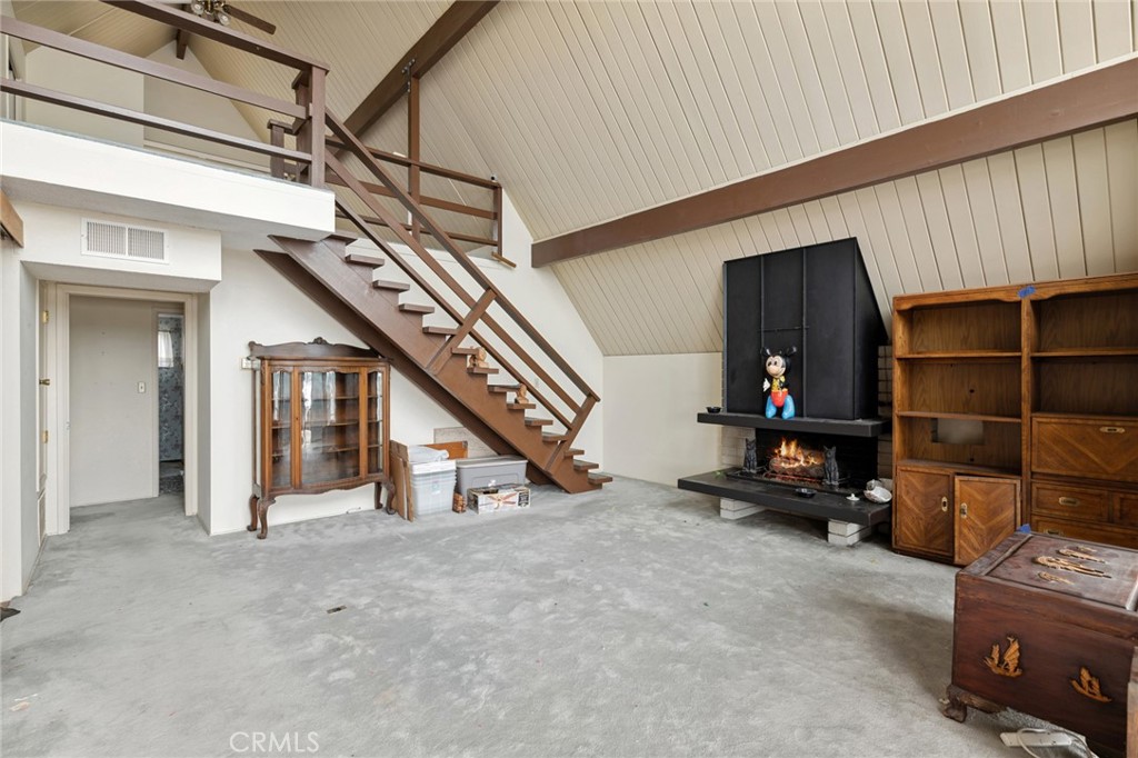 211 E Edgewater Avenue