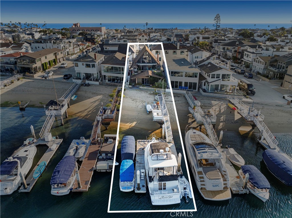 211 E Edgewater Avenue