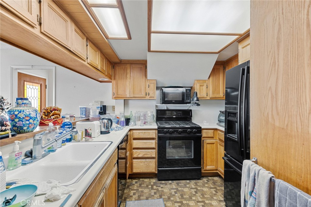 211 E Edgewater Avenue