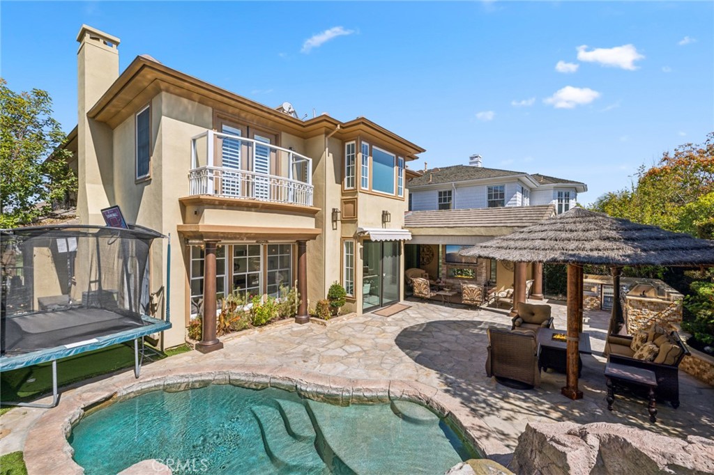 11 Sawgrass Drive