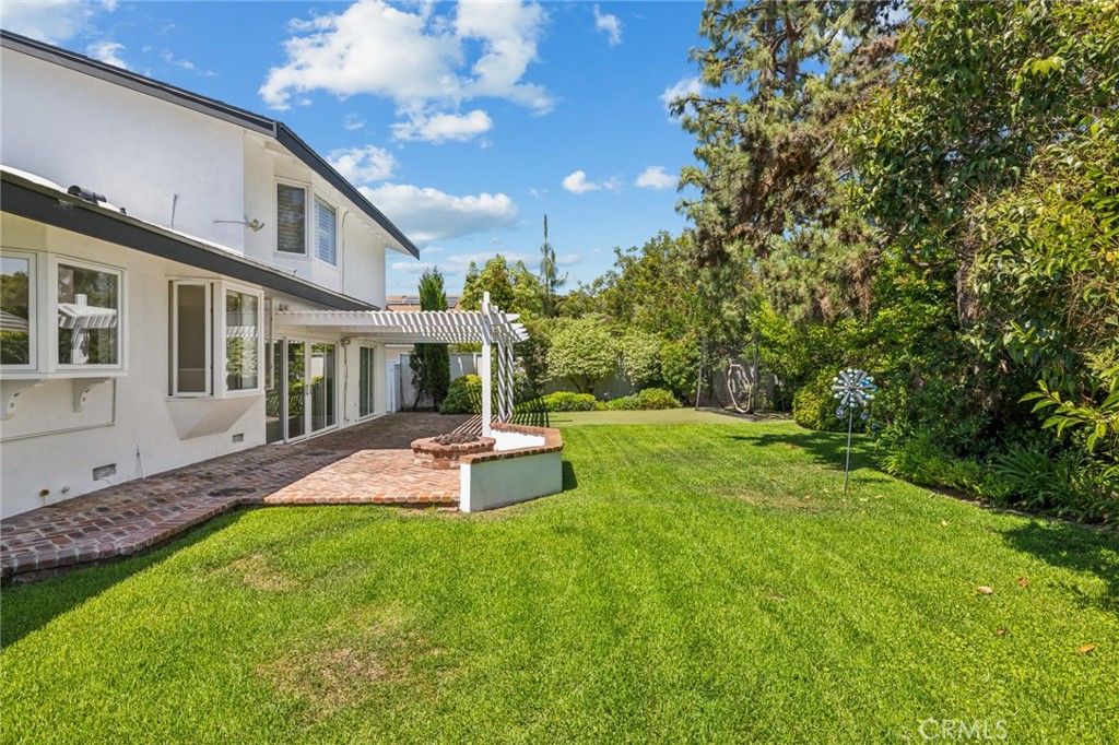 2640 Basswood Street