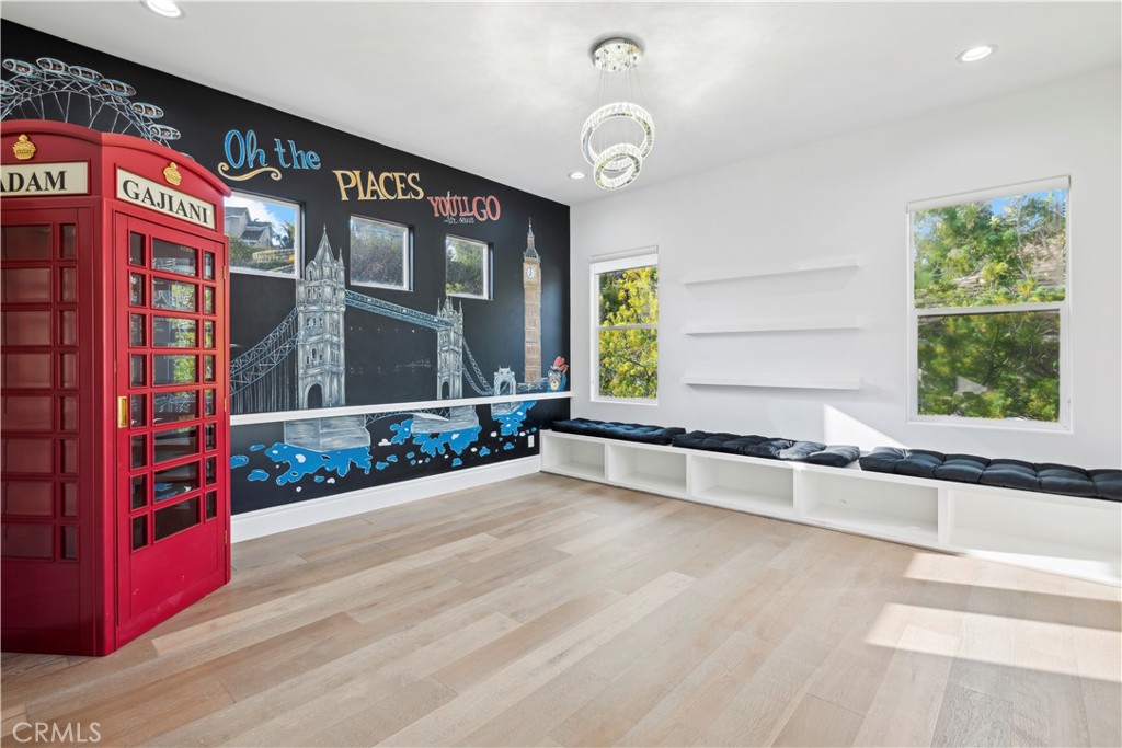 5110 E Copa De Oro Drive