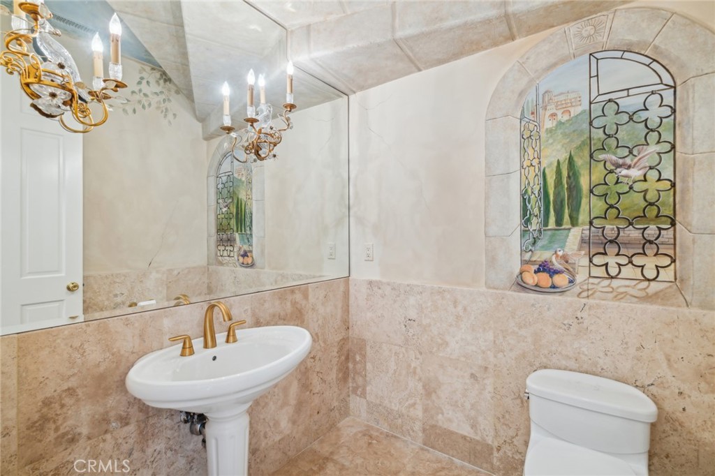 5 Monterey Pine Drive