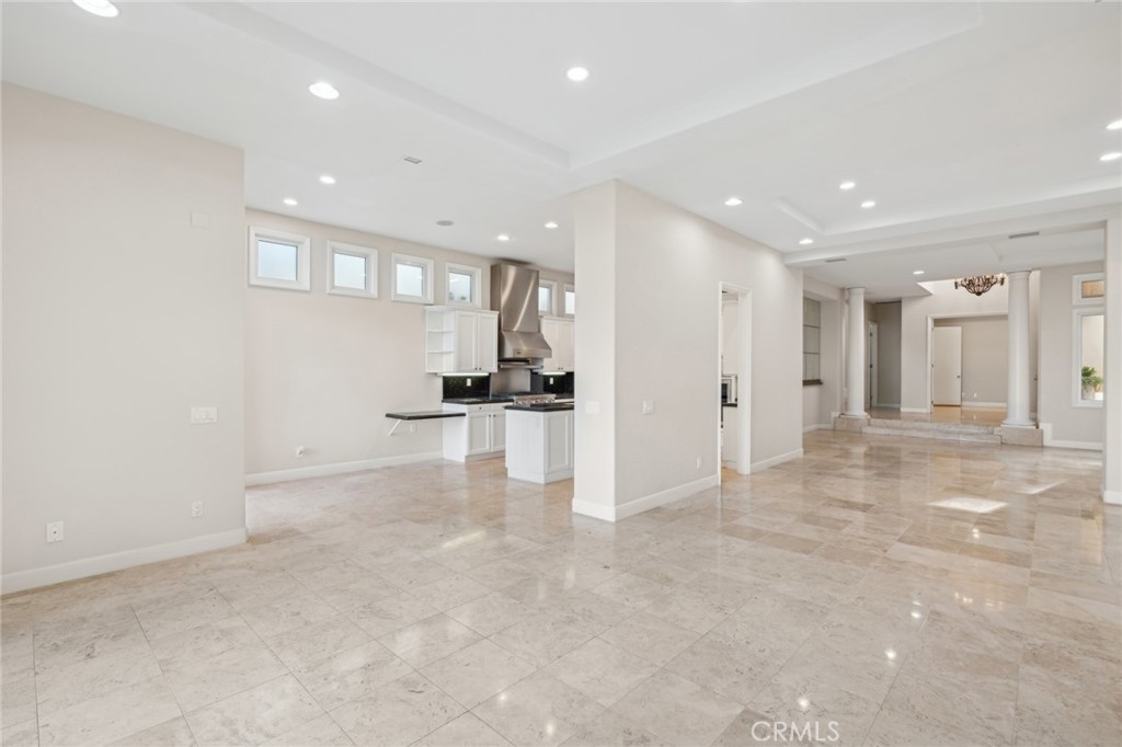 5 Monterey Pine Drive