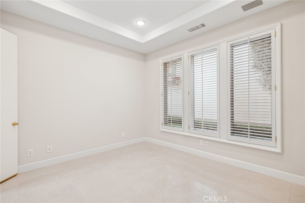 5 Monterey Pine Drive