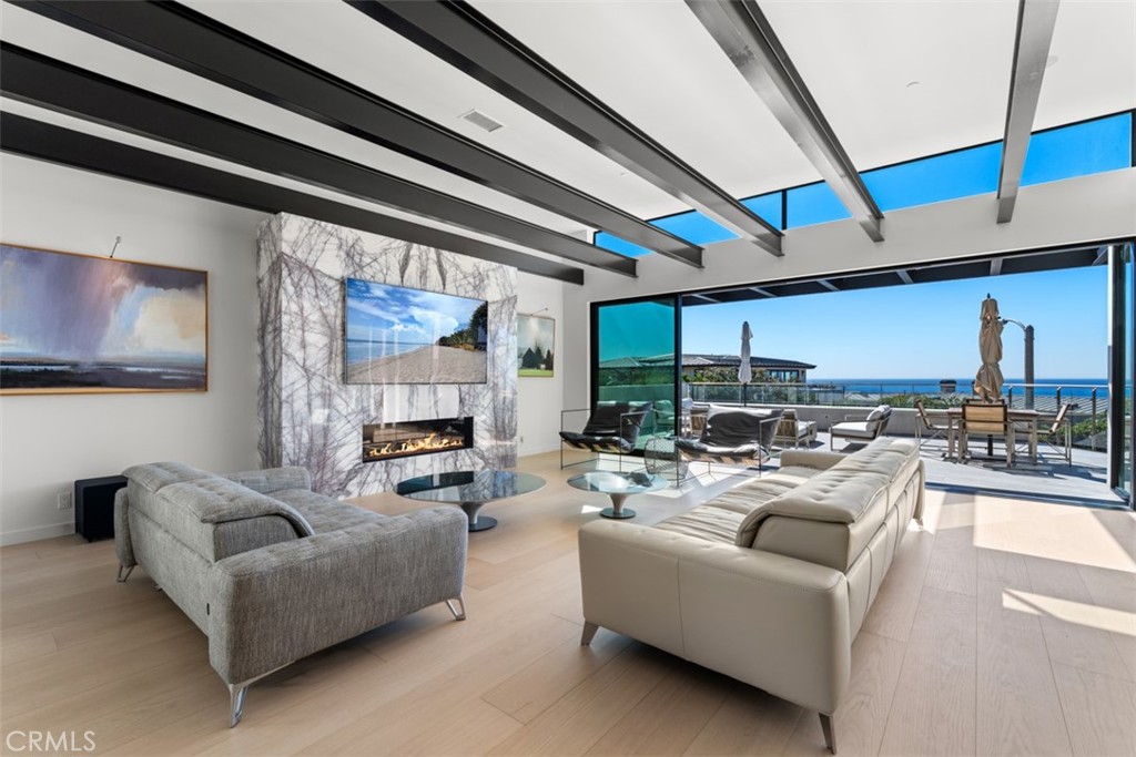 1 Lagunita Drive