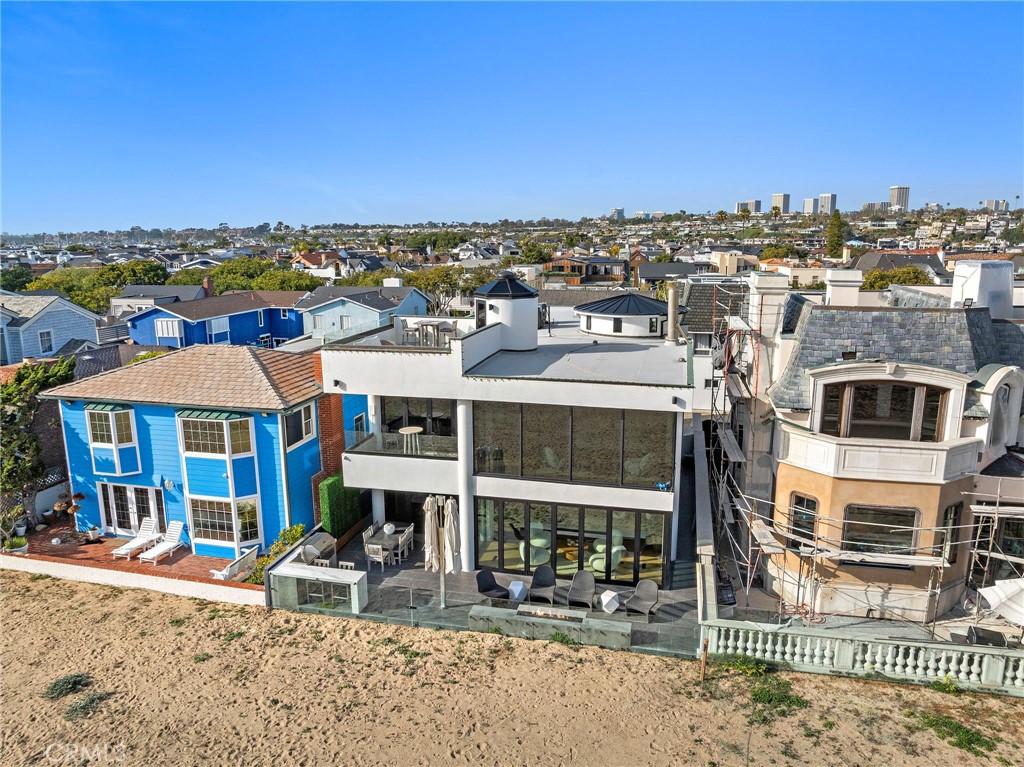 2132 E Oceanfront