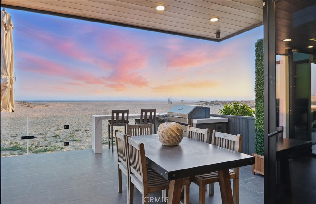 2132 E Oceanfront