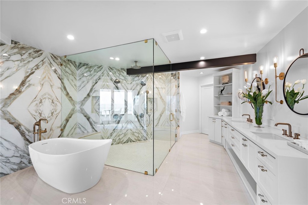 2132 E Oceanfront