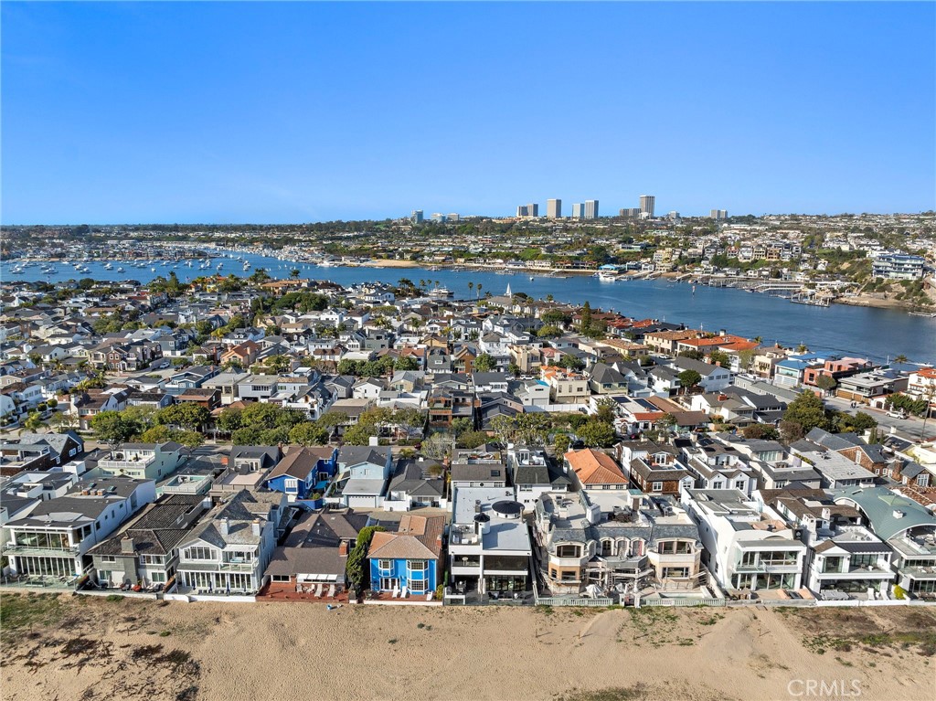 2132 E Oceanfront