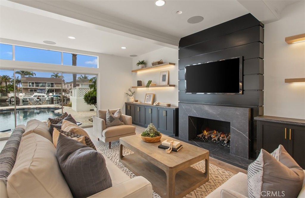 16201 Santa Barbara Lane