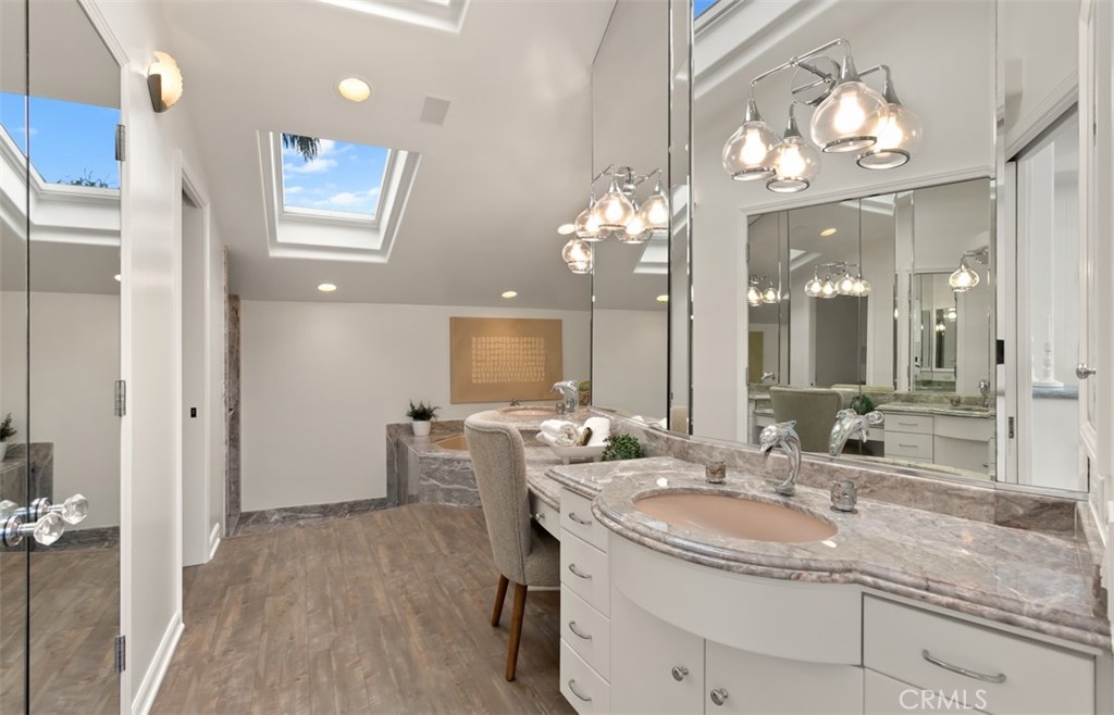 16201 Santa Barbara Lane