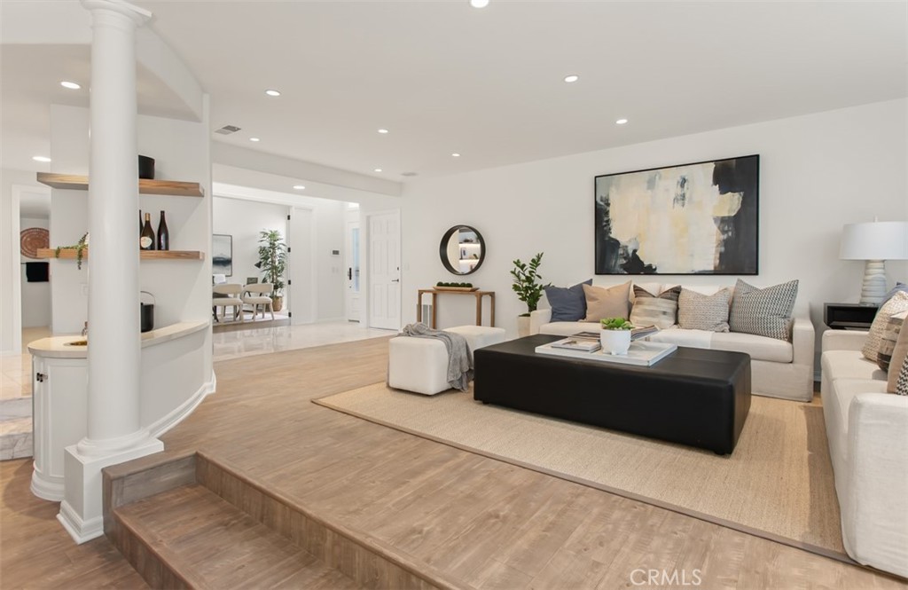 16201 Santa Barbara Lane