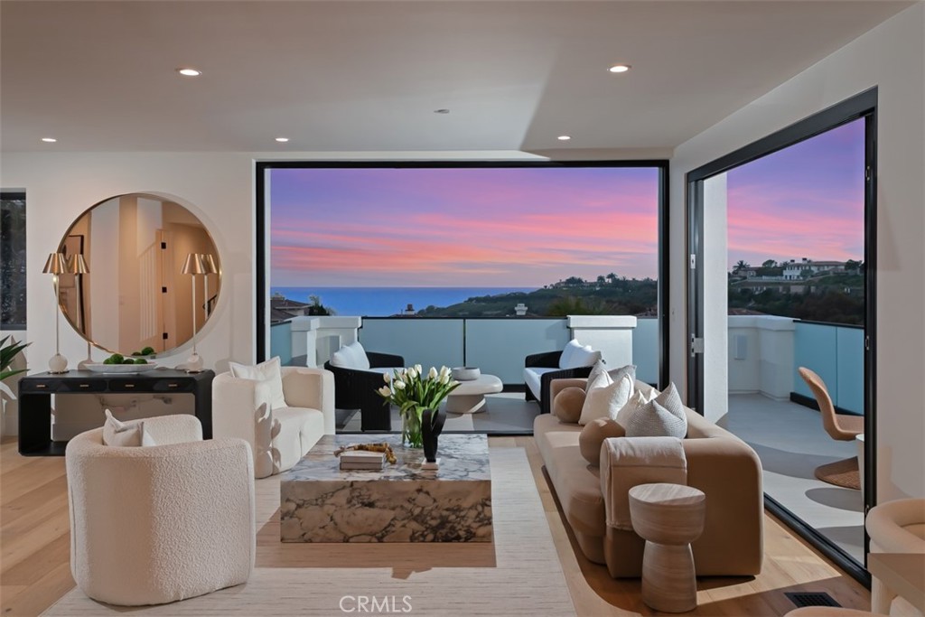 4 Sunset Cove
