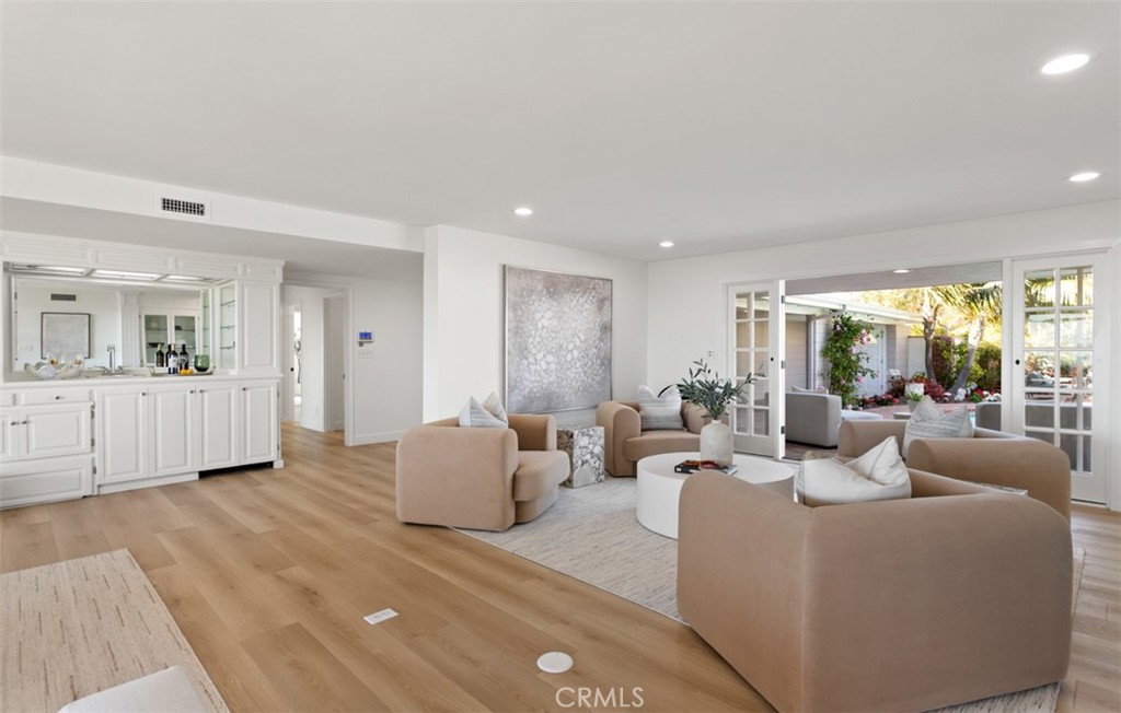 4521 Orrington Road