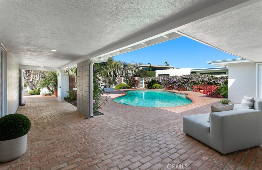 4521 Orrington Road