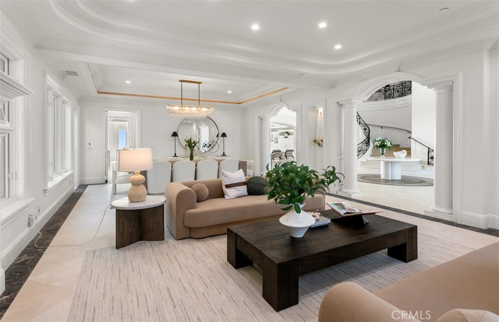 71 Ritz Cove Drive
